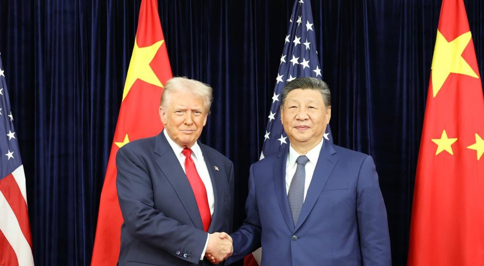 Trump e Xi Jinping se reuniram em Pequim nesta quinta (14) / Foto: Xinhua/Huang Jingwen