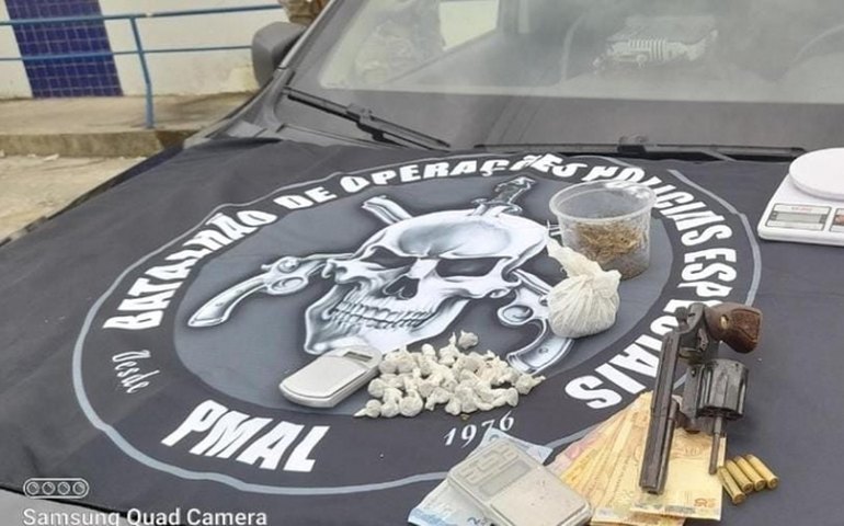 BOPE e 4º BPM apreendem armas e drogas em ações distintas na capital e Rio Largo