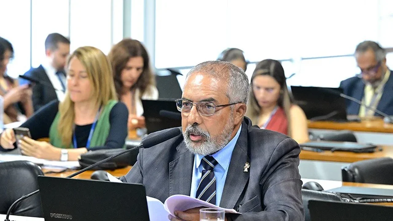 Comissão aprova projeto que proíbe bancos de assediarem consumidores