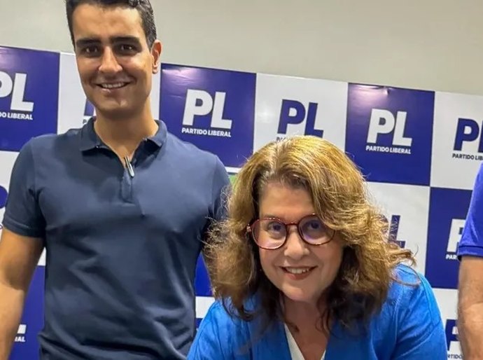 Preterida pela esquerda, pré-candidata a vereadora se filia ao PL em evento com JHC