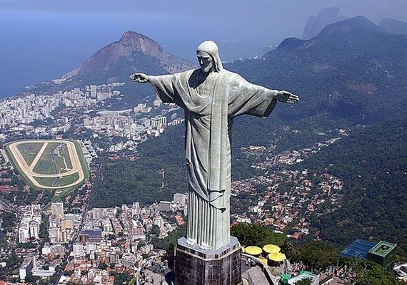 Cristo Redentor terá missa em homenagem às vítimas da covid-19