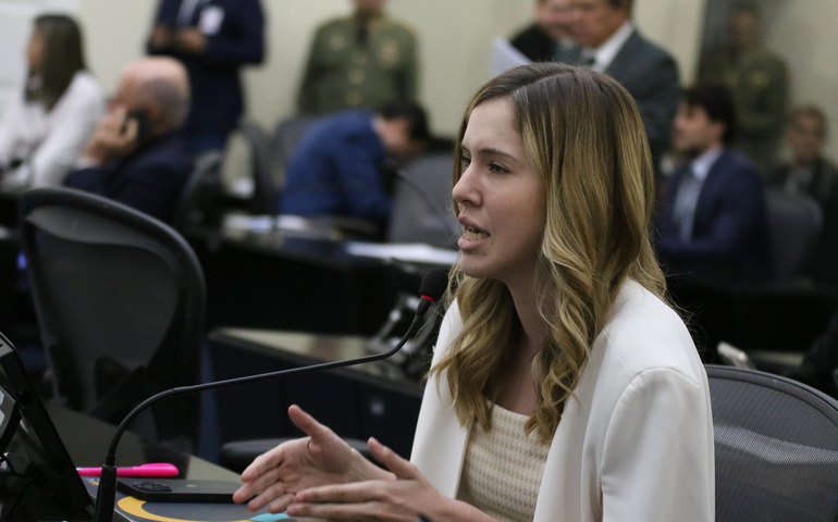 Aprovado em 1º turno projeto que institui o Programa de Prevenção da Dengue nas Escolas