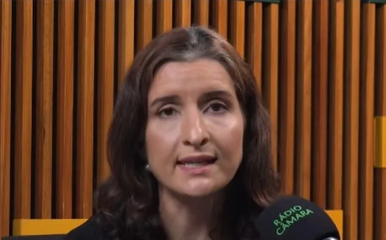 Fórum global impede retrocessos em direitos femininos, explica Delegada Katarina; confira a entrevista