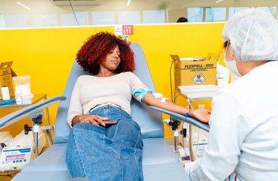 Hemoal faz coleta externa de sangue na Escola de Enfermagem Santa Juliana, nesta terça (14), em Maceió