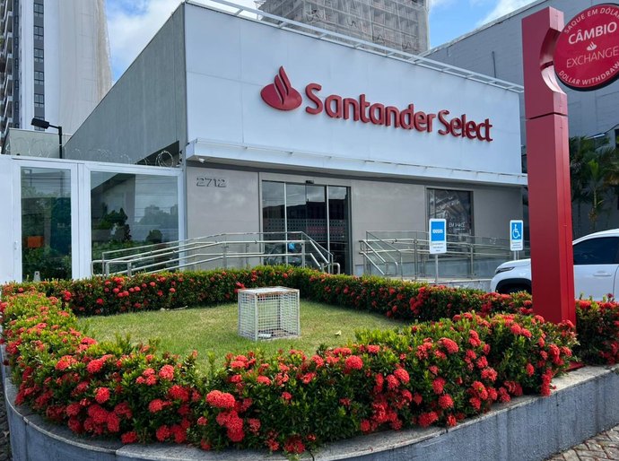 Santander abre vagas em Alagoas para especialistas em seguros e consórcio com salário a partir de R$ 7,3 mil