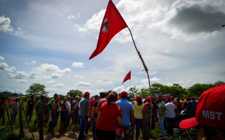Bancada ruralista cobra governo por invasão do MST e CPI quer ministro convocado na semana que vem