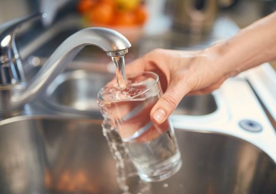 Água da cidade do Pilar apresenta gosto e cheiro fortes, vereadora Thais Canuto busca soluções junto à BRK