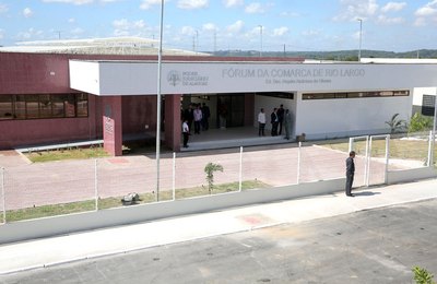 Justiça afasta vereador de Rio Largo por apropriação de salários e desvios 