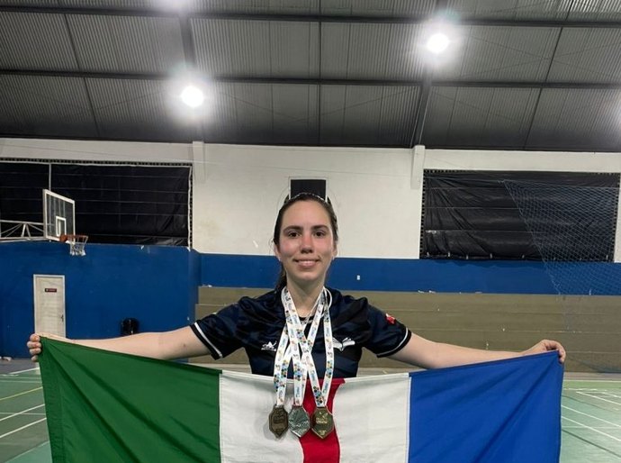 Aluna de Direito do Cesmac conquista três medalhas na Copa Interclubes de Badminton e Parabadminton