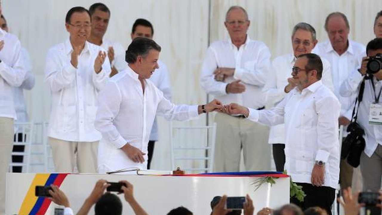Países latino-americanos divulgam nota de apoio a acordo de paz na Colômbia