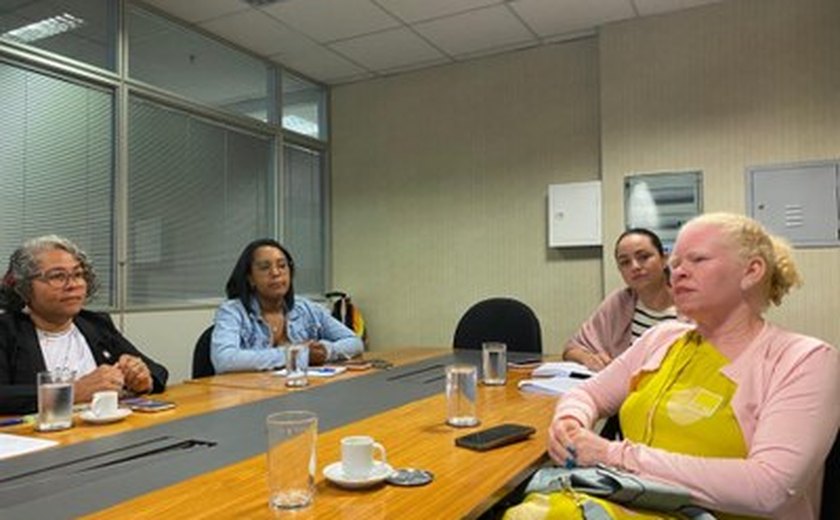 Resultados de projeto da Ufal sobre saúde da pessoa com albinismo são discutidos em Brasília