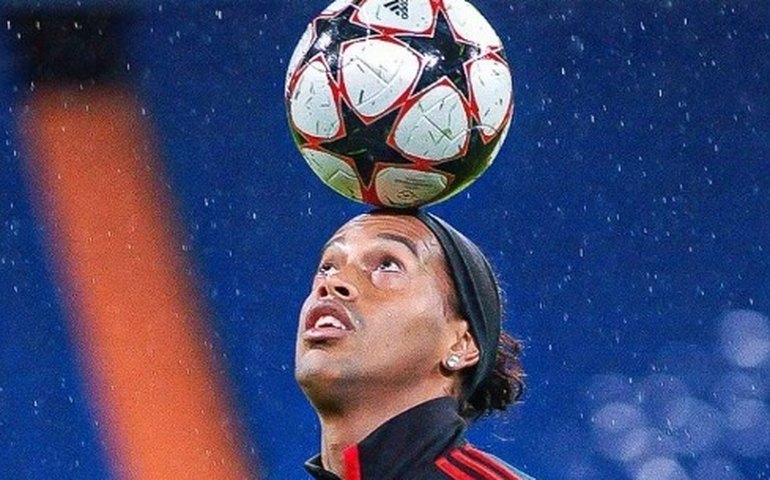 Rei do rolê aleatório, Ronaldinho Gaúcho faz participação em 'No limite' da Turquia; veja vídeo