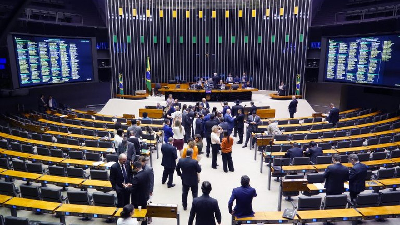 CRE aprova Frente Parlamentar de Relacionamento com o Brics