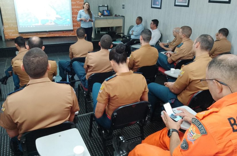 Cadetes visitam Indústria Coringa e vivenciam práticas de gestão patrimonial