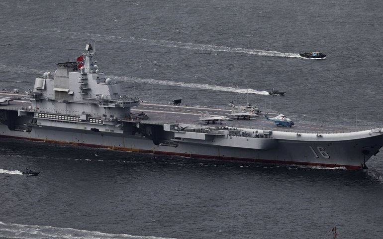 Grupos de porta-aviões da China podem bloquear 3 rotas-chave no leste de Taiwan, diz especialista