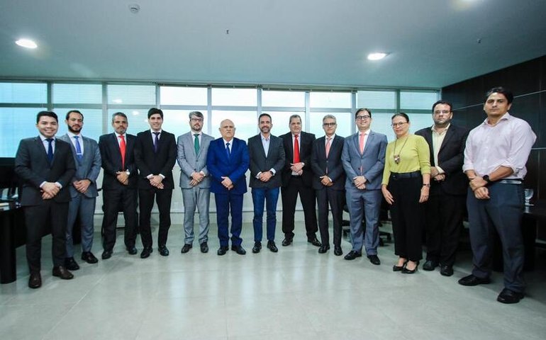 Em reunião no TRE, Paulo Dantas reforça confiança no sistema eleitoral brasileiro