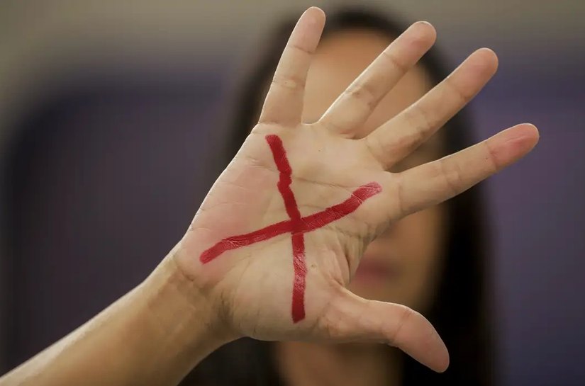 Mortes intencionais caem 5,4% no país em 2024; feminicídios sobem 19%