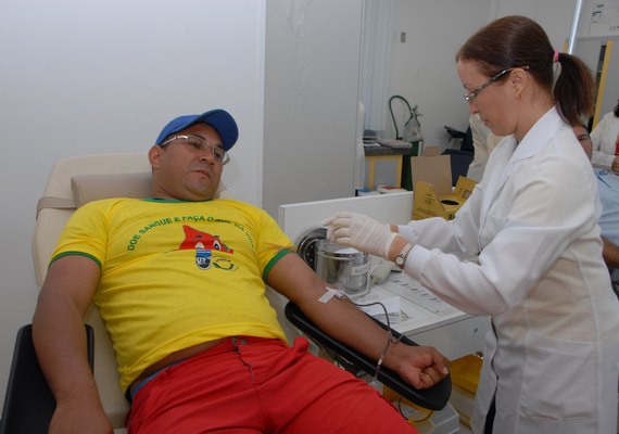 Hemoal e Hemoar prorrogam Campanha de Doação de Sangue para a Copa até sexta
