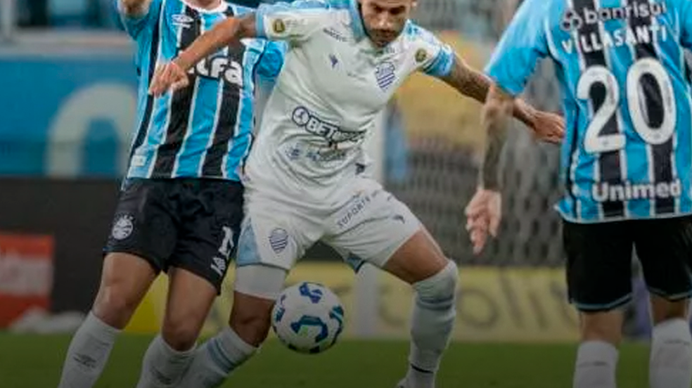 CSA elimina Grêmio e avança às oitavas da Copa do Brasil em noite histórica para o futebol alagoano