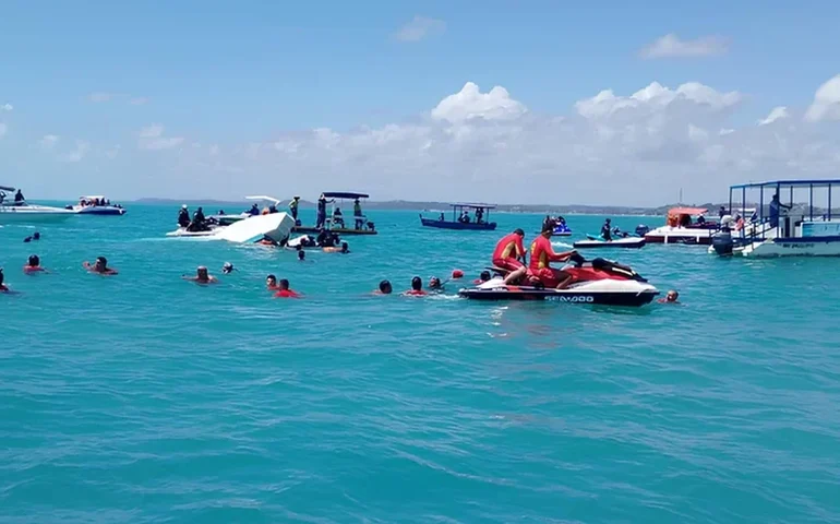 Como é o local onde catamarã naufragou em Maragogi matando empresário de SP