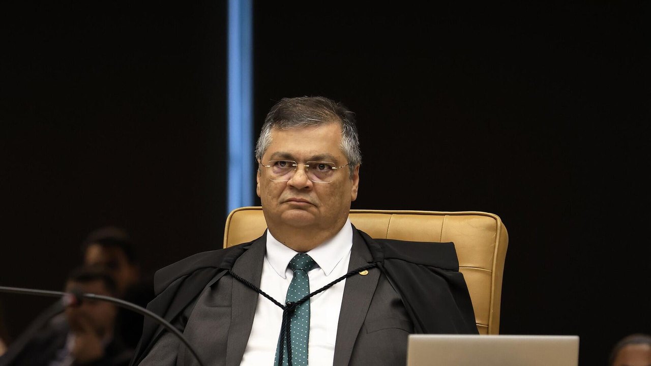 STF determina investigação do destino de R$ 695 milhões em emendas Pix