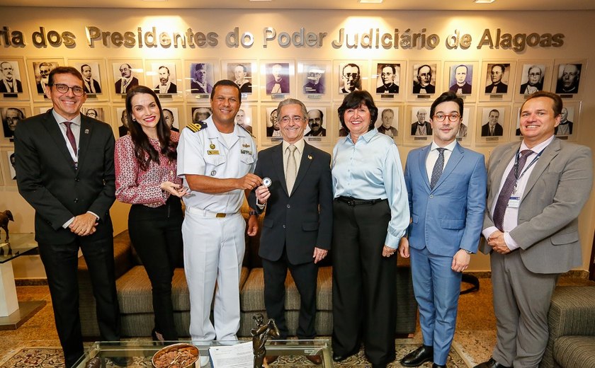 TJAL firma termo de doação com Capitania dos Portos de Alagoas