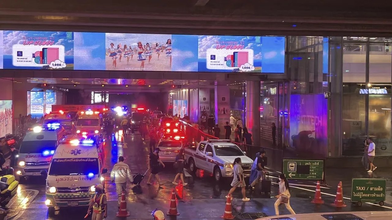 Na Tailândia, adolescente abre fogo em shopping e mata duas pessoas