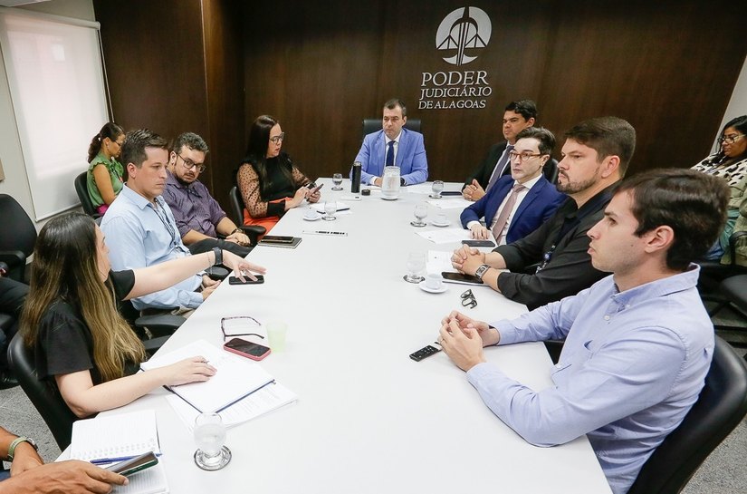 TJAL discute implantação de novos sistemas de gestão processual
