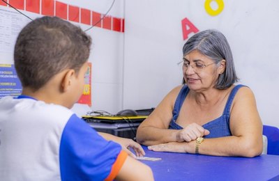 Evento reúne professores e diretores para troca de experiências sobre práticas inclusivas