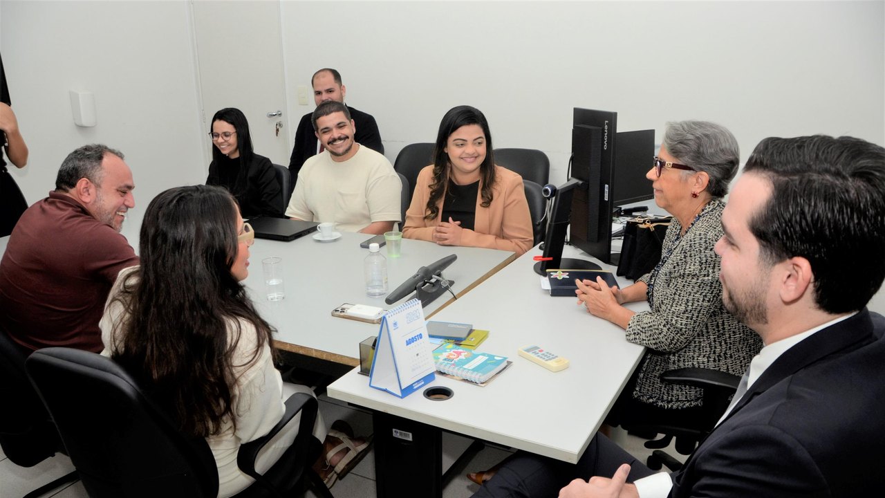 Sesau discute avanços na assistência de pessoas com Transtorno do Espectro Autista em Alagoas