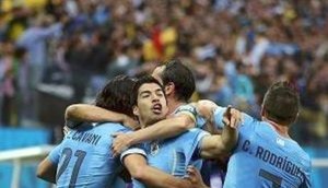 Uruguai ganhou sobrevida após vitória contra a Inglaterra/ Foto: Getty Images