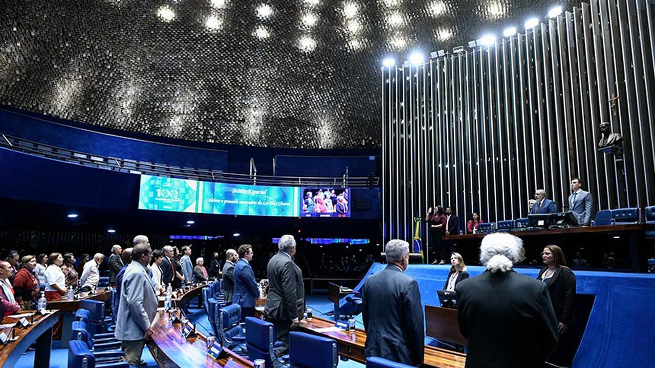 Sessão pelos 100 anos da Previdência tem críticas à reforma de 2019