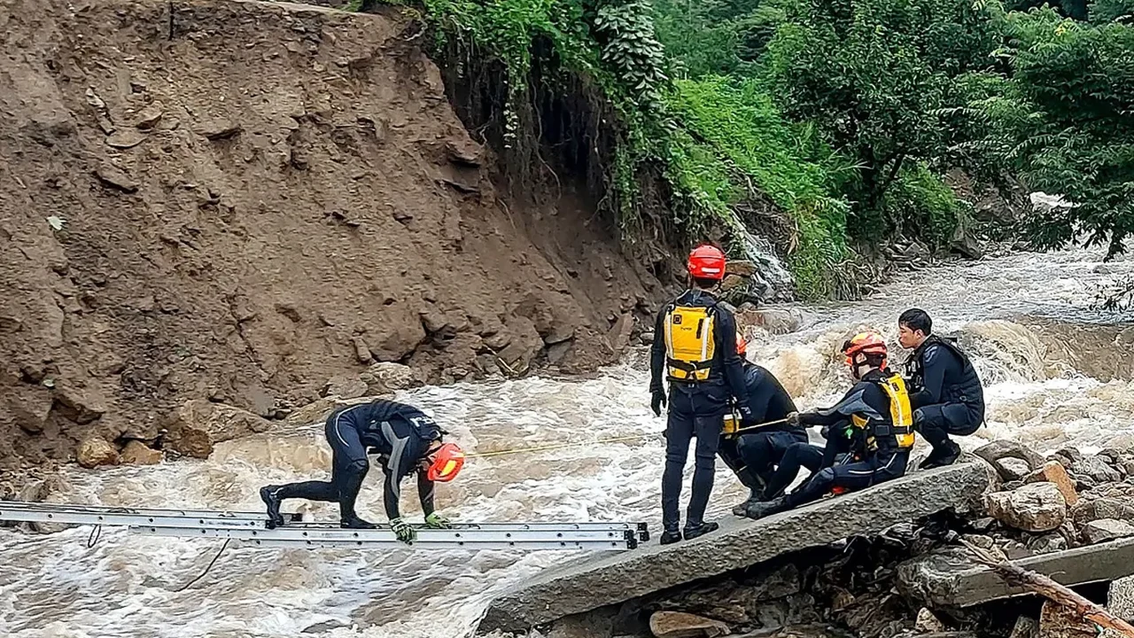 Coreia do Sul oferece ajuda humanitária à Coreia do Norte em meio a inundações