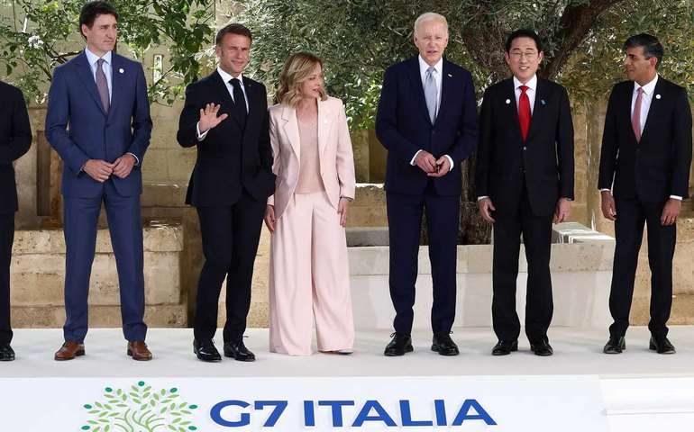 Líderes do G7 debatem combate ao tráfico e imigração em segundo dia de Cúpula na Itália