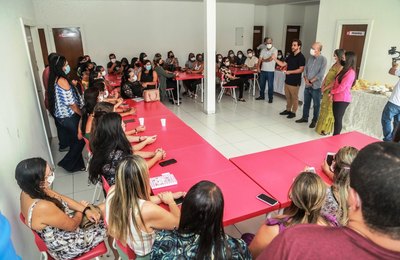 Prefeito Ronaldo Lopes reúne articuladores da Semed Penedo