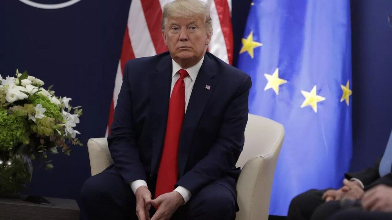 Trump chama Brasil de 'péssimo parceiro comercial' e classifica processo contra Bolsonaro como 'execução política'