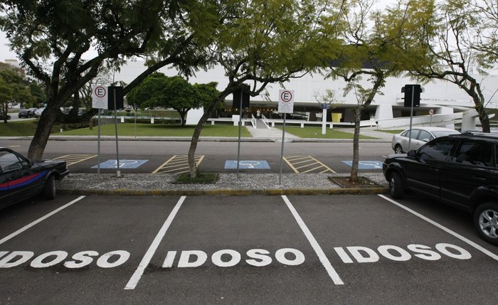 Adesão dos órgãos aos aplicativo  Carteira Digital de Trânsito (CDT)  permite emissão do documento virtual
