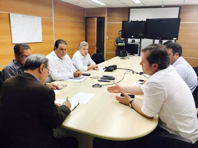 Marx garante R$ 9,8 mi para atender demanda energética no Litoral Sul de AL