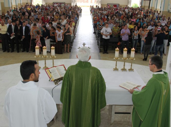 Arapiraca completa 92 anos com tradicional missa