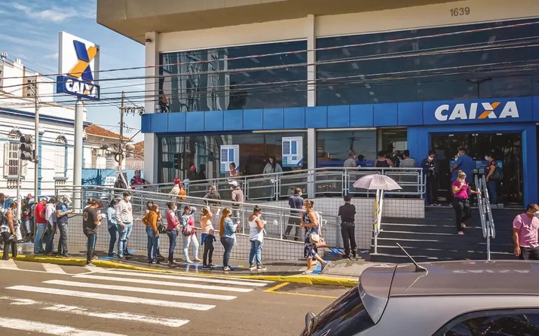 Caixa inaugura 250 espaços dedicados ao atendimento do público feminino