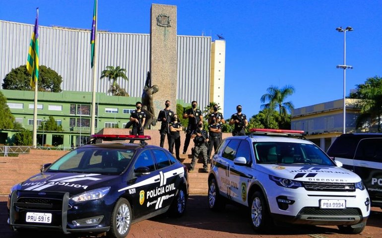 Polícia investiga morte de mãe e filho após comerem doce em Goiânia