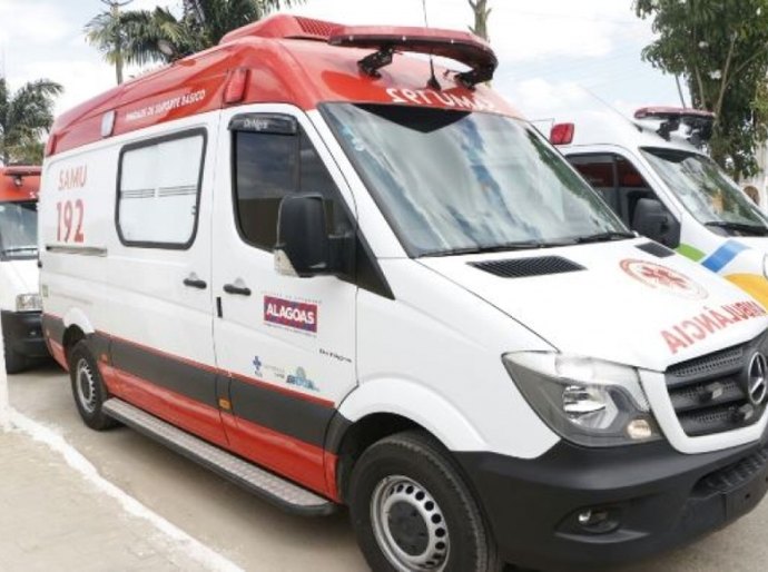 Base descentralizada do Samu em Teotônio Vilela recebe nova ambulância