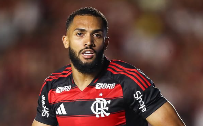 Juninho vê exame não apontar lesão muscular para alívio de Filipe Luís no Flamengo