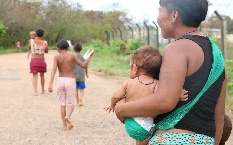 Mortalidade por câncer é maior entre crianças indígenas, diz estudo