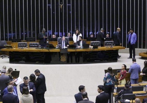 PL diz que ocupação do plenário da Câmara teve caráter 'pacífico e legítimo'