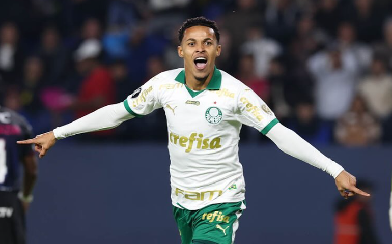 Lázaro confirma saída do Palmeiras: 'Agradecer pelos meses que vivemos juntos'