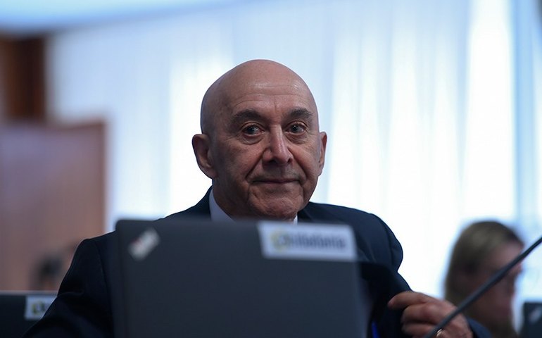 Marco regulatório para conselhos escolares vai a Plenário