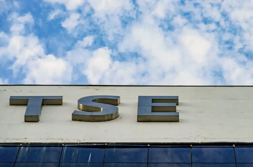 TSE dá 24 horas para Meta dar informações sobre igualdade de campanhas
