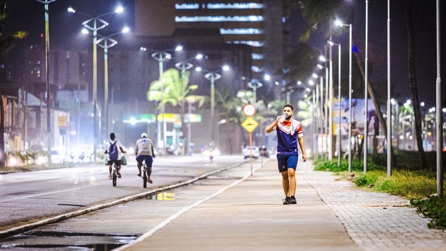 Maceió alcança 54% do parque luminoso coberto por LEDs