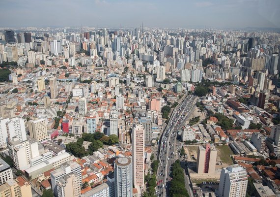 Lançamento de novos imóveis supera vendas de março em São Paulo